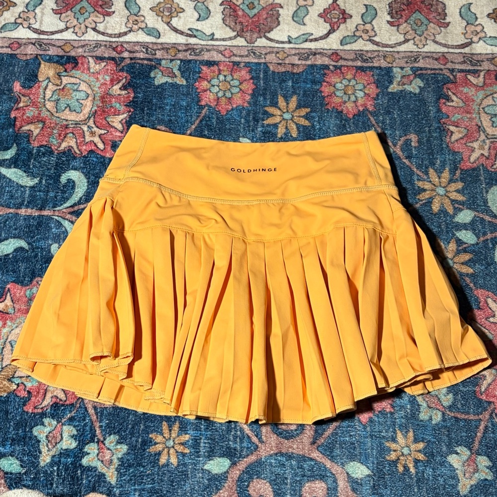 Goldhinge pleated skirt orange